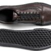 Baskets Vans cuir homme noir mode casual confort-1